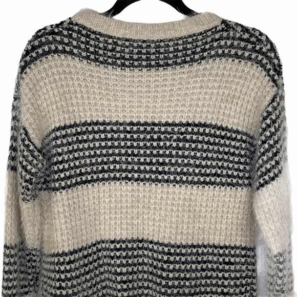 Forever 21 Black/Cream Soft Eyelash Knit Sweater - Picture 5 of 10